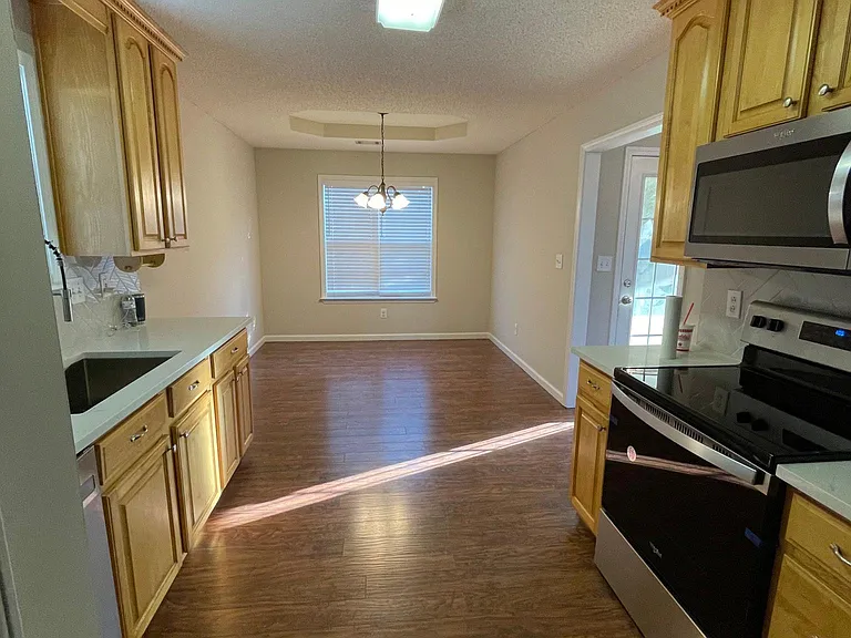 503 Dorothy Ct — Photo 15