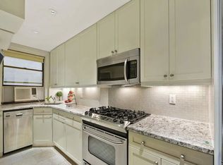 865 United Nations Plz APT 7D, New York, NY 10017