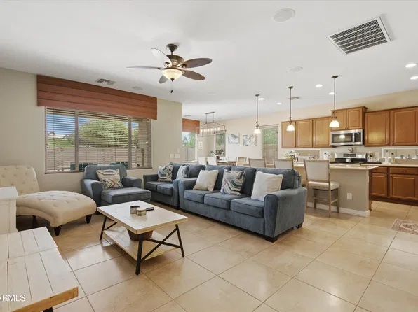 28233 N WELTON Place, San Tan Valley, AZ 85143