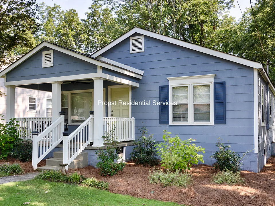 1616 McCullough Ave NE