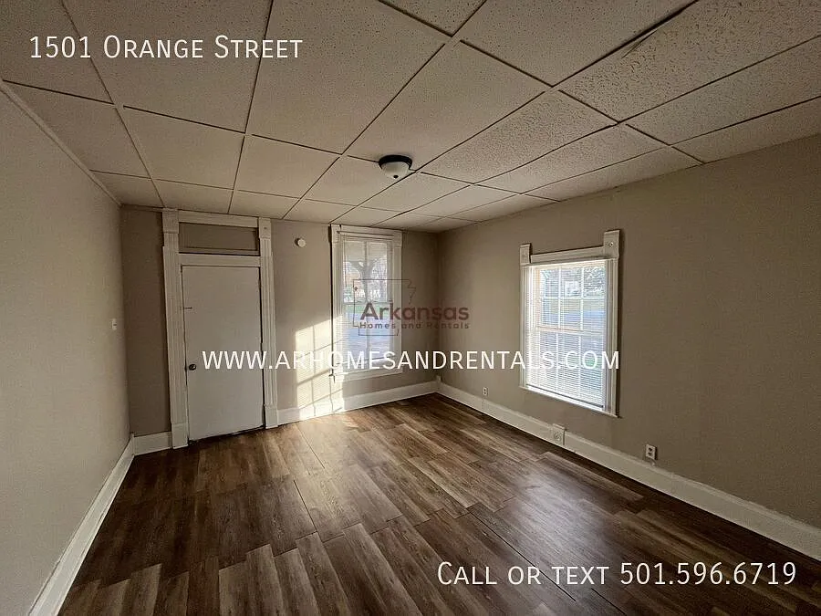 1501 Orange Street | 1 Bedroom | 1 Full Bathroom 1/2 Off First Month's Rent — Photo 2