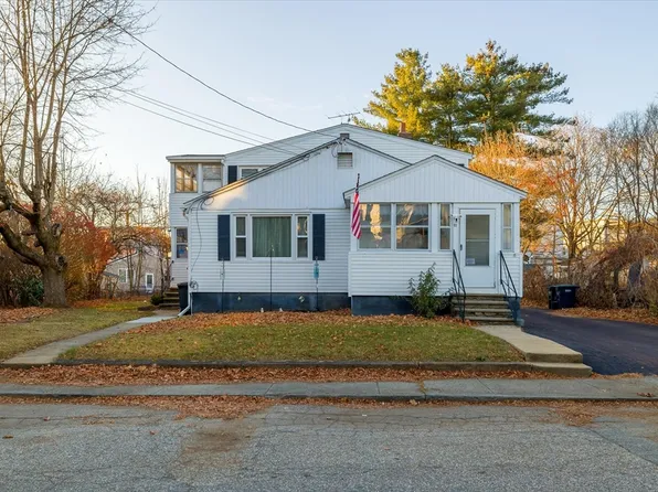 11 Liberty St, Southbridge, MA 01550