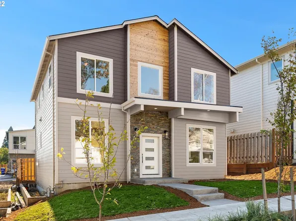 3854 SW Baird St, Portland, OR 97219