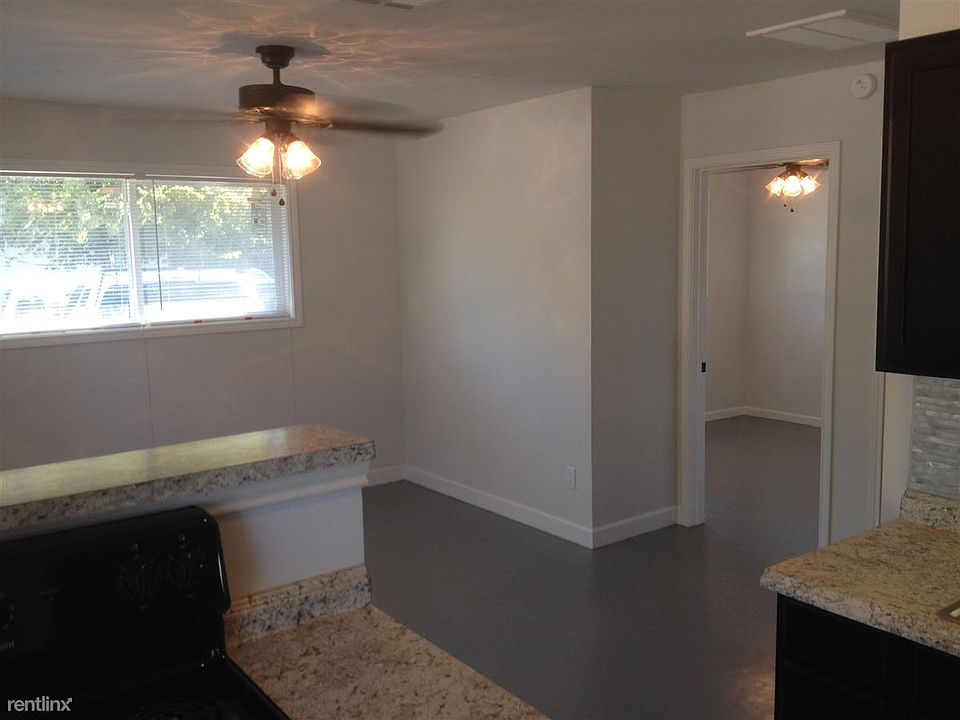 Livingroom (1)