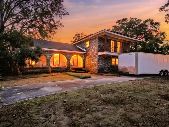 8041 Kittery Ave, North Charleston, SC 29420