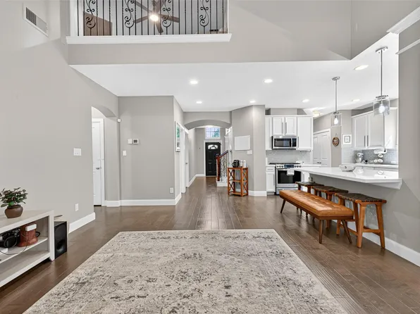 18307 Pin Oak Bend Dr, Cypress, TX 77433