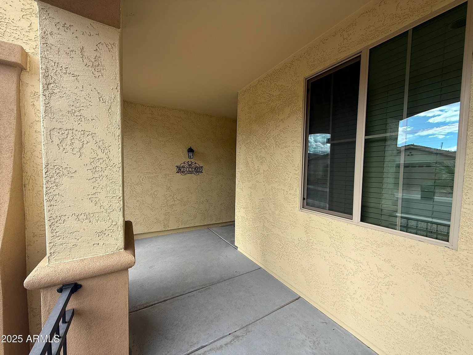 3 bed, 2.0 bath, 1595 sqft, $2,495 — Photo 2
