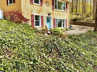 150 Lakeside Dr, East Haddam, CT 06423