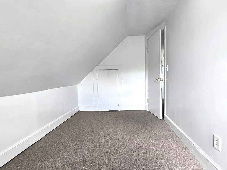 25 Myrtle St #3R — Photo 11