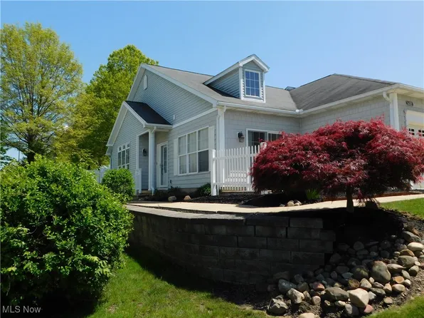 1432 Chesapeake Ave, Louisville, OH 44641