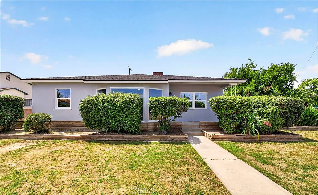 3 bed, 1727 sqft, $4,000 — Photo 2