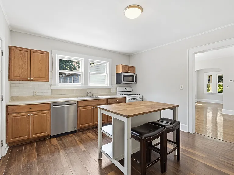 23 William St #B — Photo 20