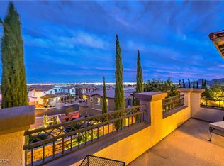 374 Calabria Ridge St, Las Vegas, NV 89138