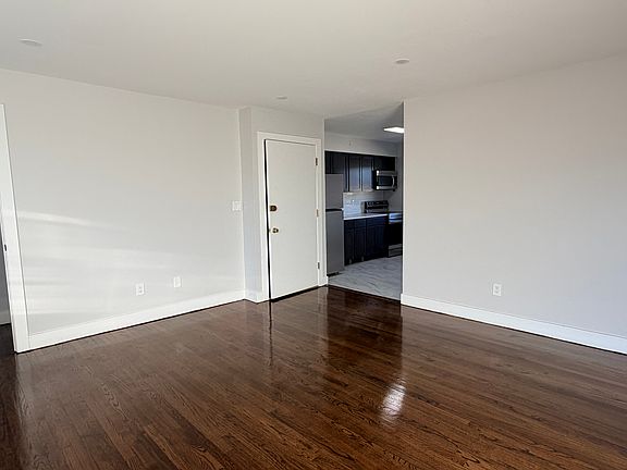 4th image of 14 Passaic Ave #3