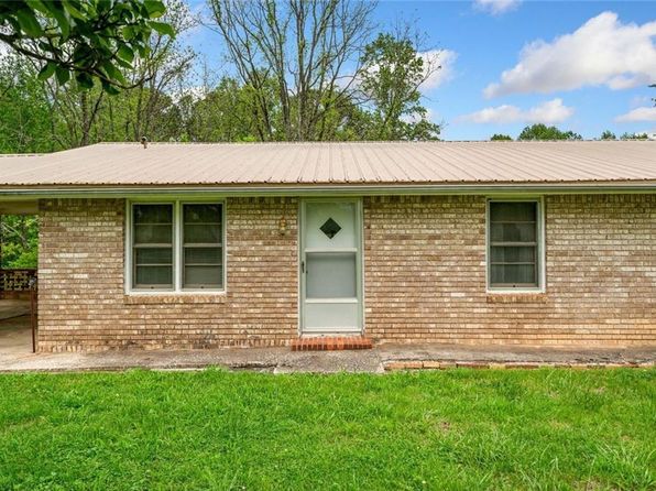 3011 Refuge Rd, Jasper, GA 30143