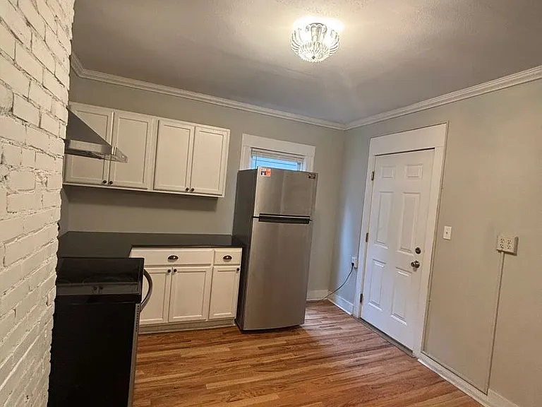 Multi Family Complex with 3 Newly Renovated Units on Tipp Hill — Photo 31