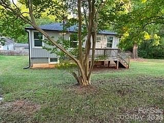 1st image of 1905 Circle Dr