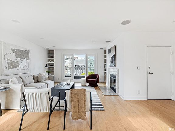 5th image of 2743 Gough St #3