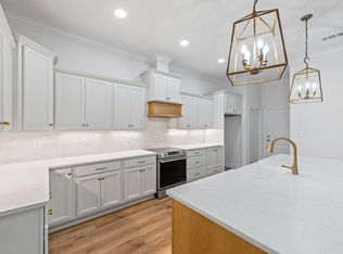 4150 Madura Five, Gulf Breeze, FL 32563