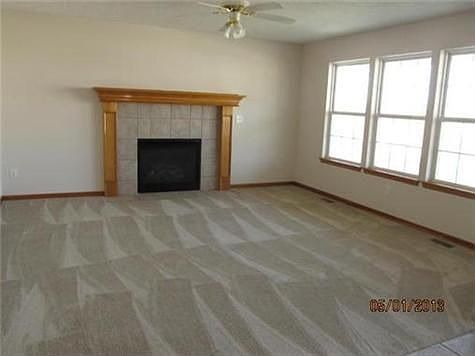4th image of 821 S Kisner Dr