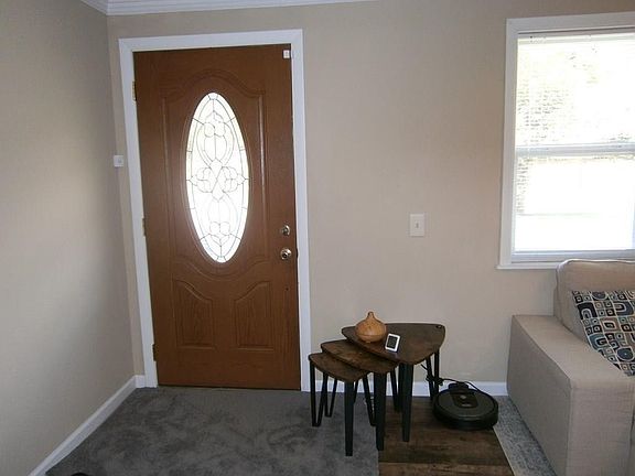 3rd image of 18 Coombs St