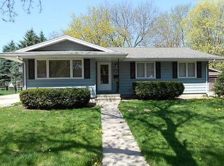 2110 24th St, Marion, IA 52302