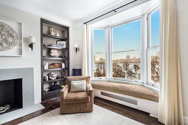 Sold by Corcoran | media 23