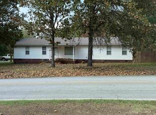 220 Smith Rd, Searcy, AR 72143