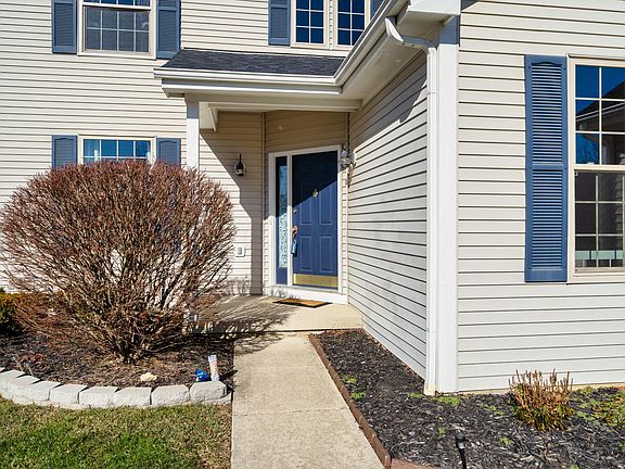 5th image of 6040 Dublinshire Dr