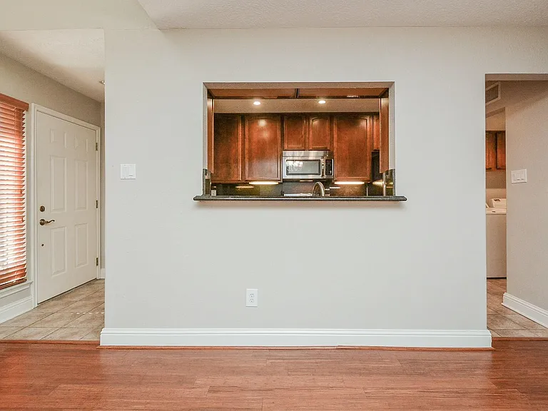 13859 Hollowgreen Dr — Photo 10