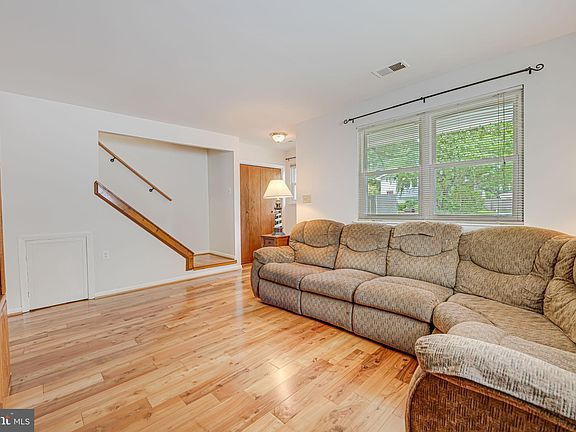 4th image of 1831 Havre De Grace Dr