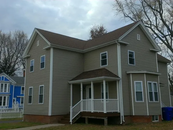 24 School St, East Windsor, CT 06088