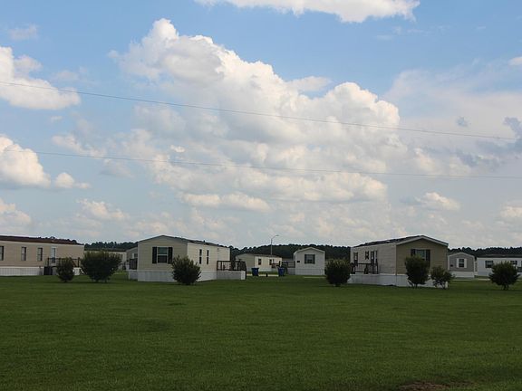 5th image of 676 Milan Dr