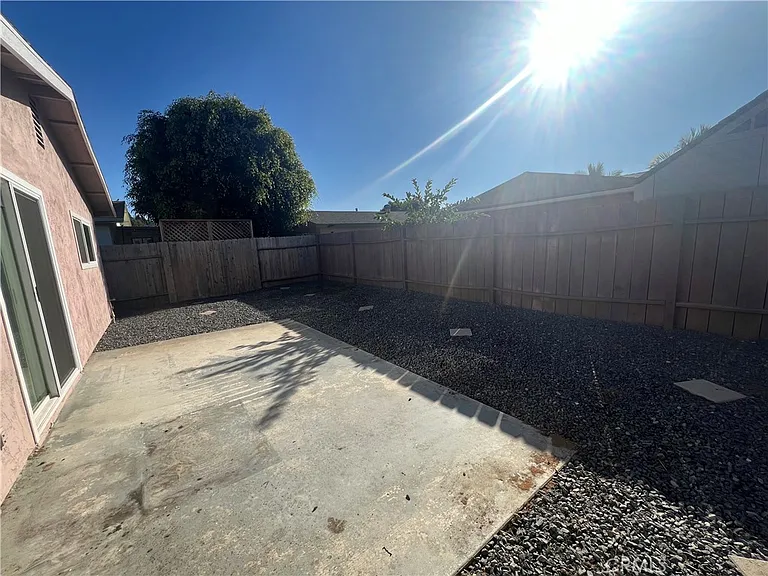 133 Francesca Dr — Photo 30