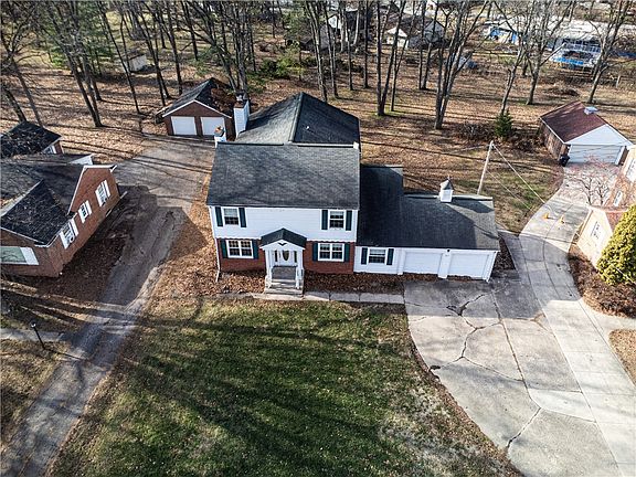 2nd image of 807 N Keller Dr