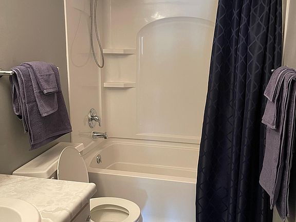5th image of 2321 Wildwood Pl