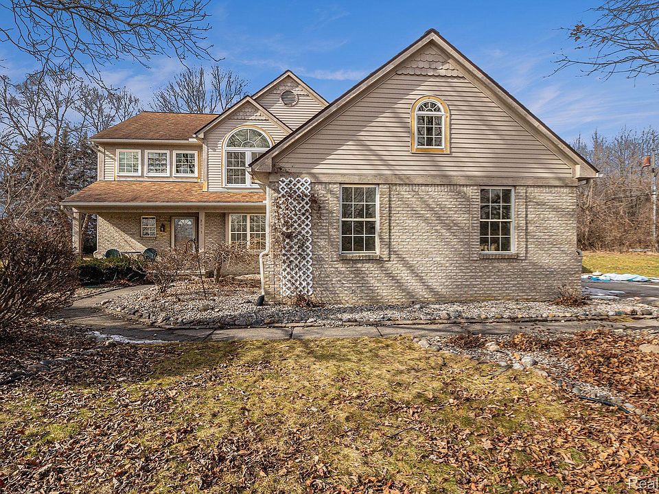 1st image of 2091 Palmer Dr