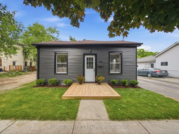 49 Pearl St, Brantford, ON N3T 3N5