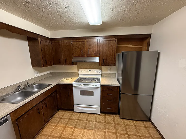 9133 Tolo Ct NE #B — Photo 6