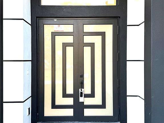 5th image of 1012 Louis AVE