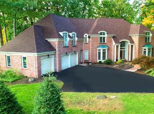 22 Buck Thorn Run, Victor, NY 14564