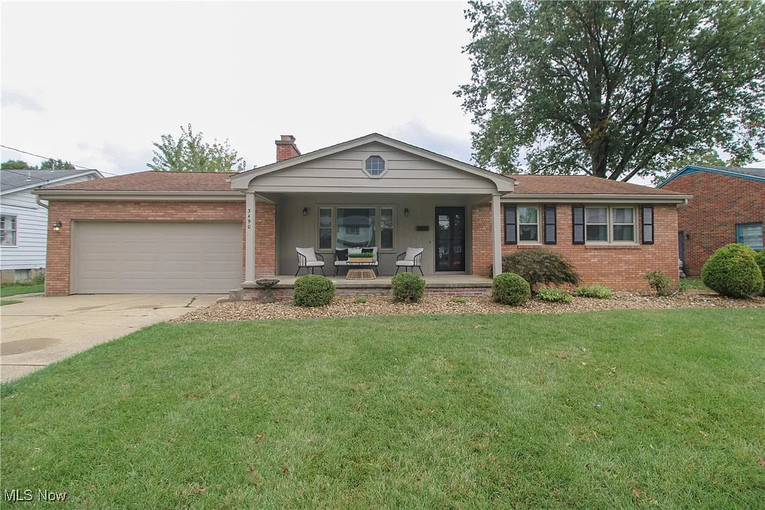 3490 Tall Oaks Ln photo 1
