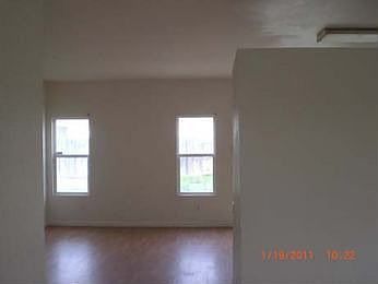 4th image of 705 Green Sands Ave