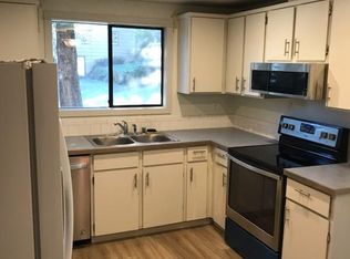10546 SE 16th St APT A, Bellevue, WA 98004