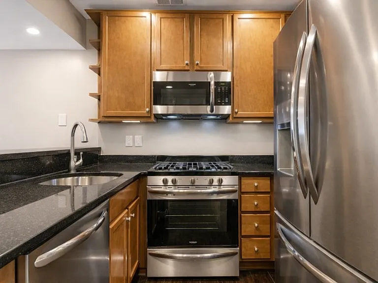 1519 Constitution Ave NE #E-101 — Photo 7