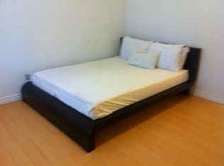 3252 Dos Palos Dr #2, Los Angeles, CA 90068