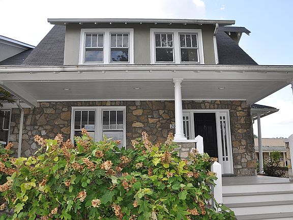 2nd image of 2045 Valley Ave #208