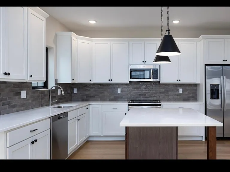 2724 SW 24th Ln — Photo 29