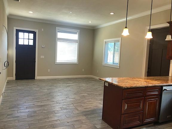 3rd image of 17065 Del Monte Ave #1