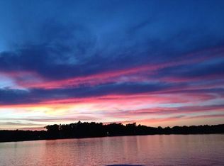 4 Two States Ave, Southwick, MA 01077